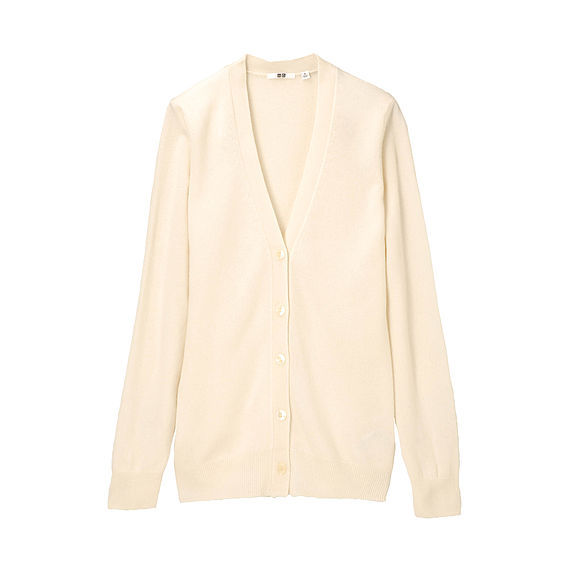 The Holiday Promotion at UNIQLO 50b515d29f43a2a318546eaabd78f4469db6ee39 v3 l The Holiday Promotion at UNIQLO