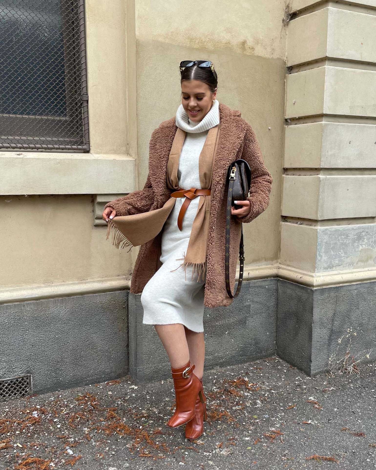uniqlo fleece collarless coat