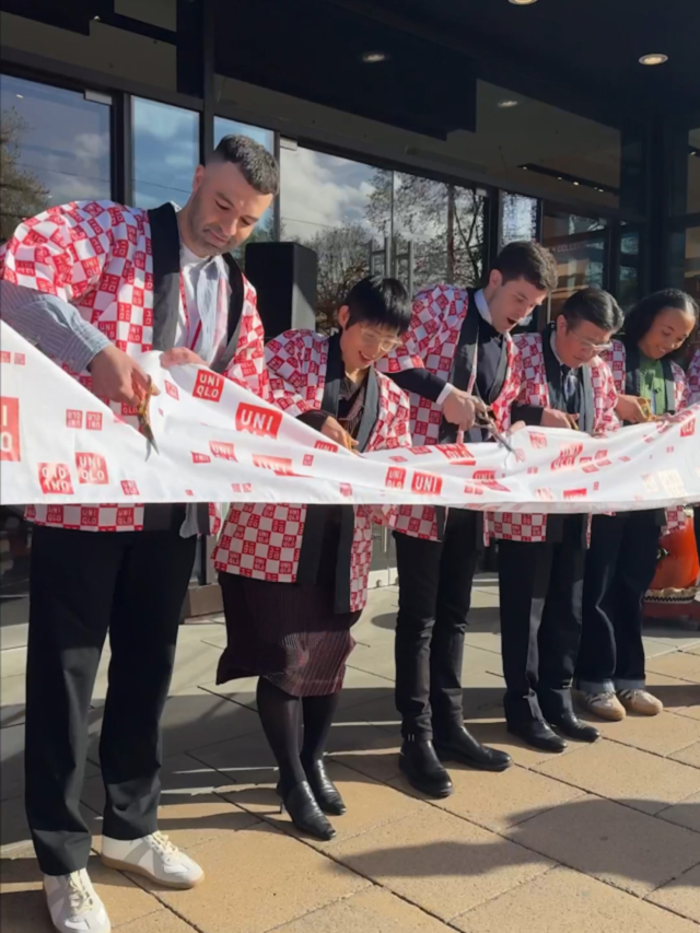 UNIQLO Princes Street Draws Crowds as the First Store in Scotland