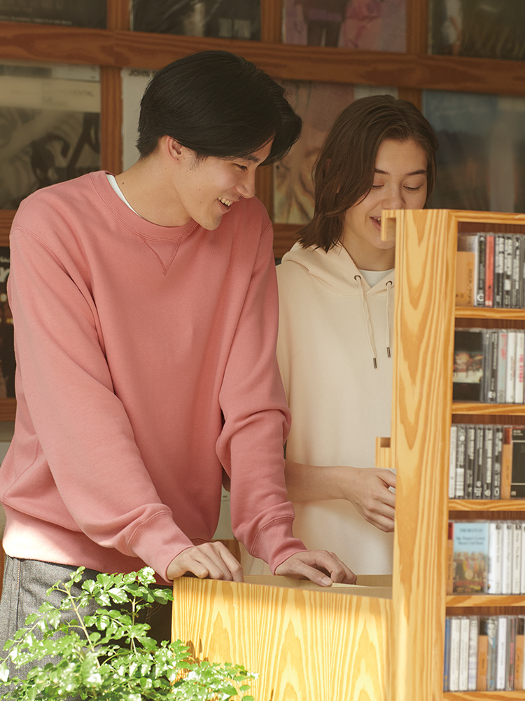 Make every day a little better with UNIQLO’s simple, comfortable LifeWear.