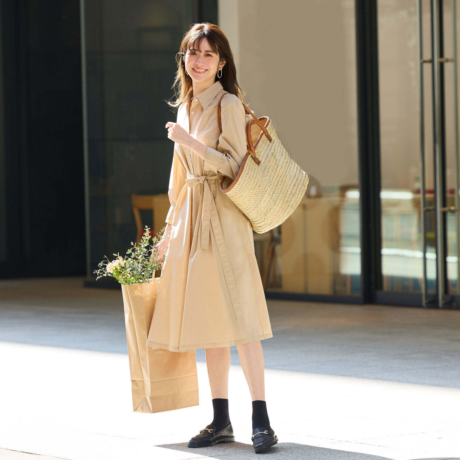 model wearing UNIQLO shirt dress