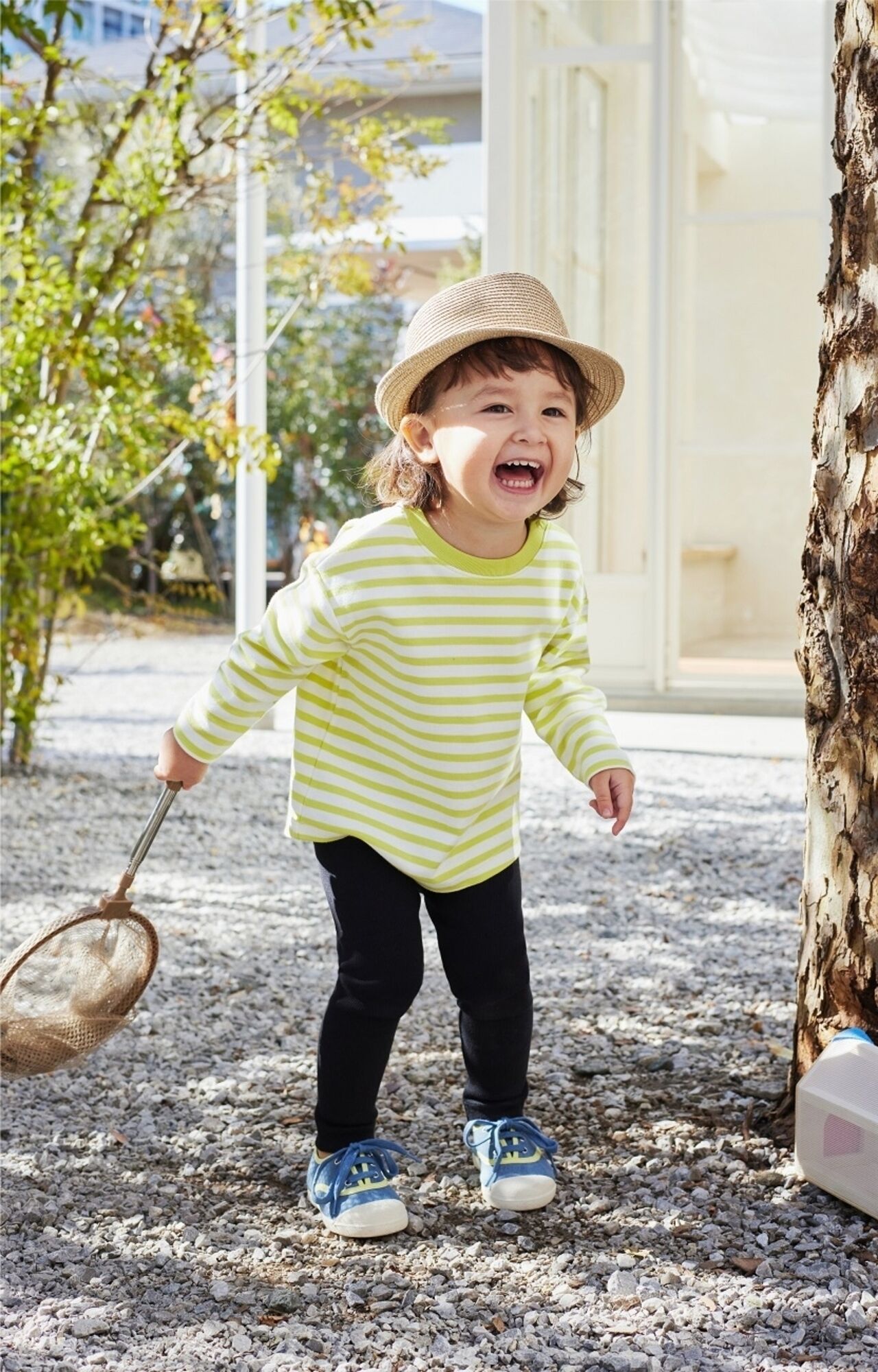 toddler wearing UNIQLO clothing