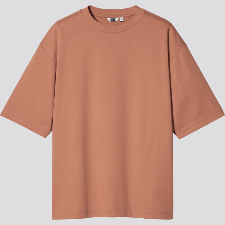 汗ばむ季節に一枚で快適なオーバーサイズ。