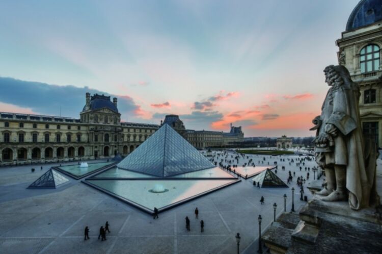 Louvre1