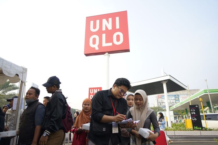 Clothing Donation di UNIQLO HIVE Bekasi