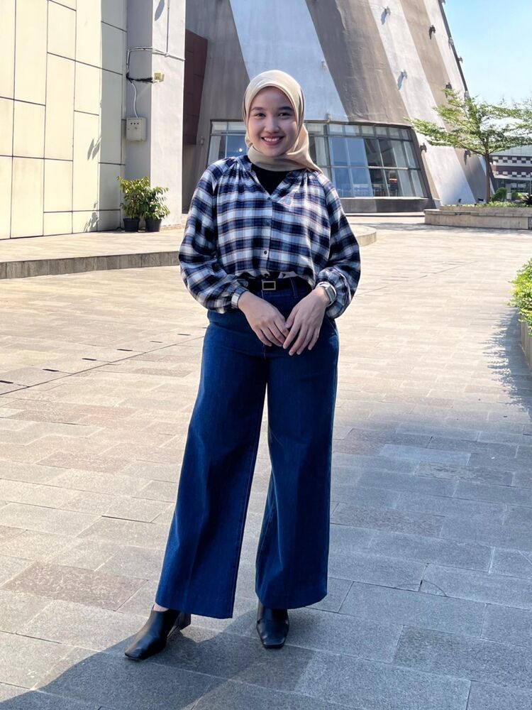 Gaya Smart Casual, cocok untuk berbagai acara