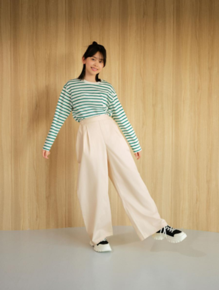 pleated wide