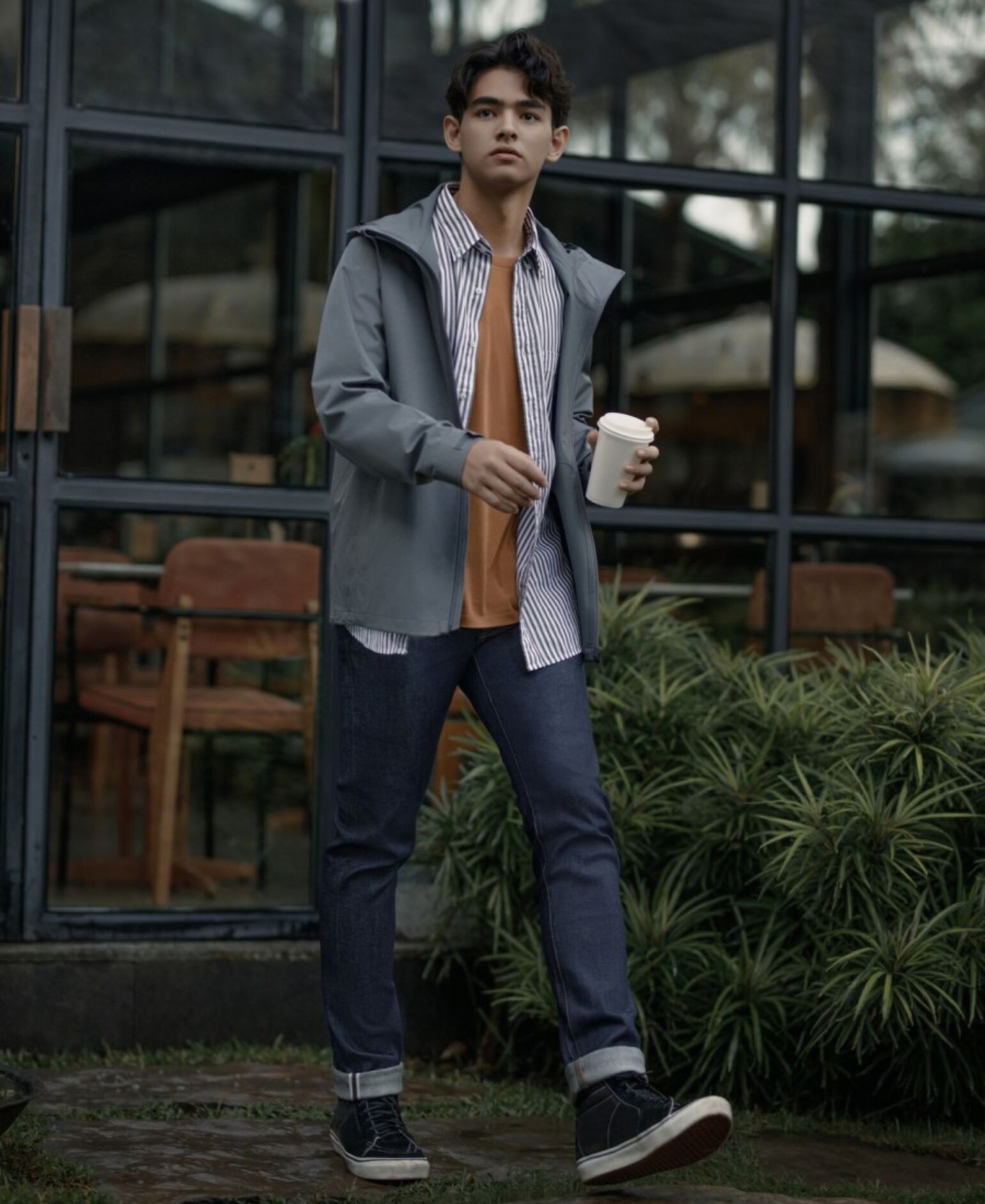 koleksi musim hujan UNIQLO