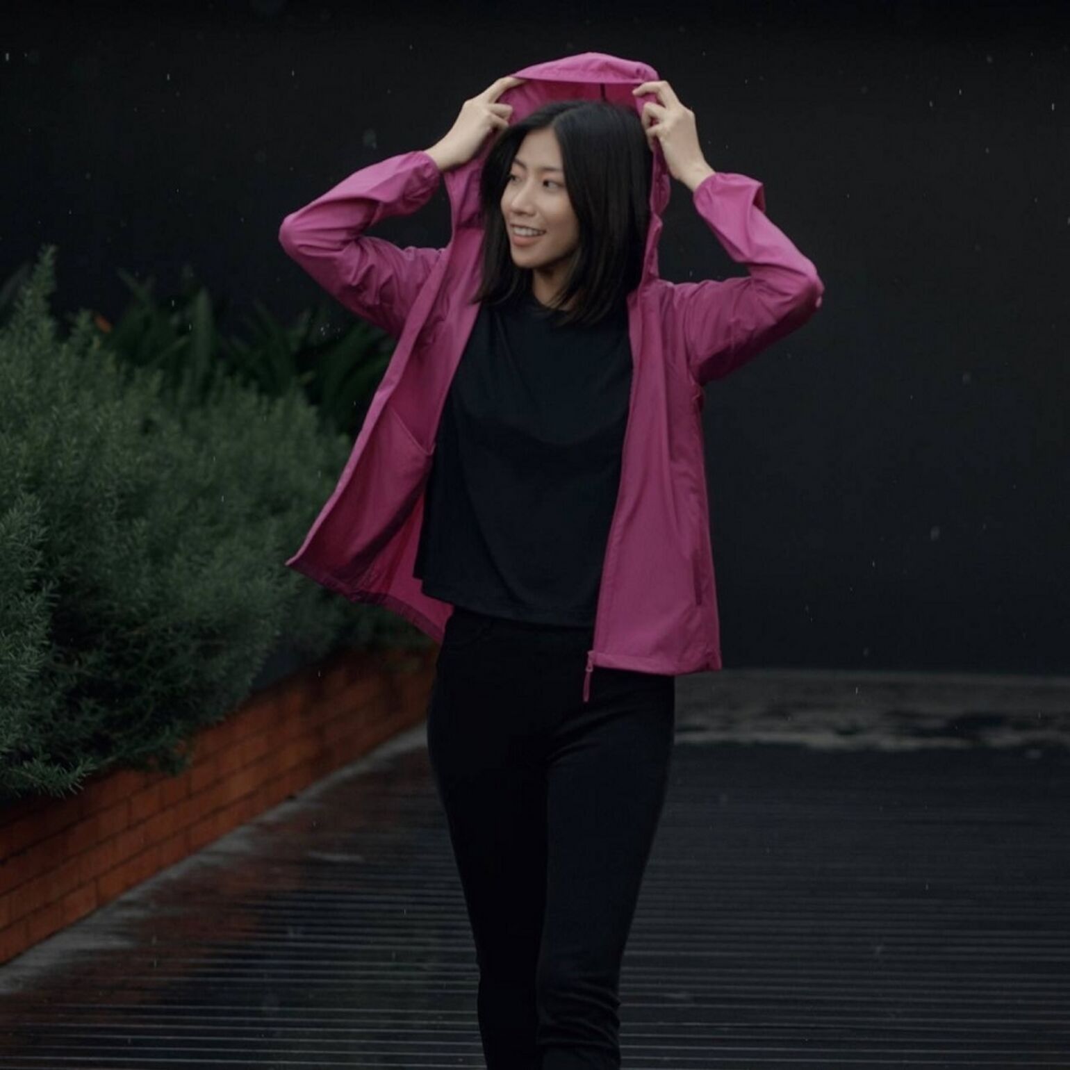 Jaket parka musim hujan UNIQLO