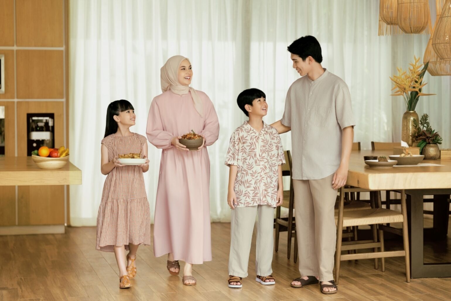 Tren Warna Baju Lebaran 2025