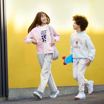 Move freely & stay comfy! The perfect sweat collection for kids on holiday.