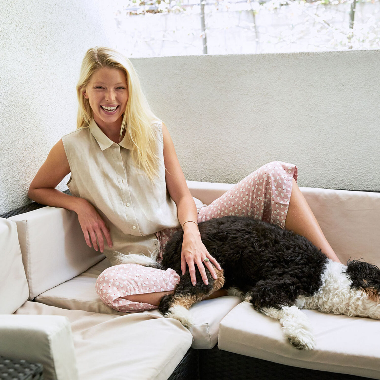 Sleeveless Linen Shirts Style for Women