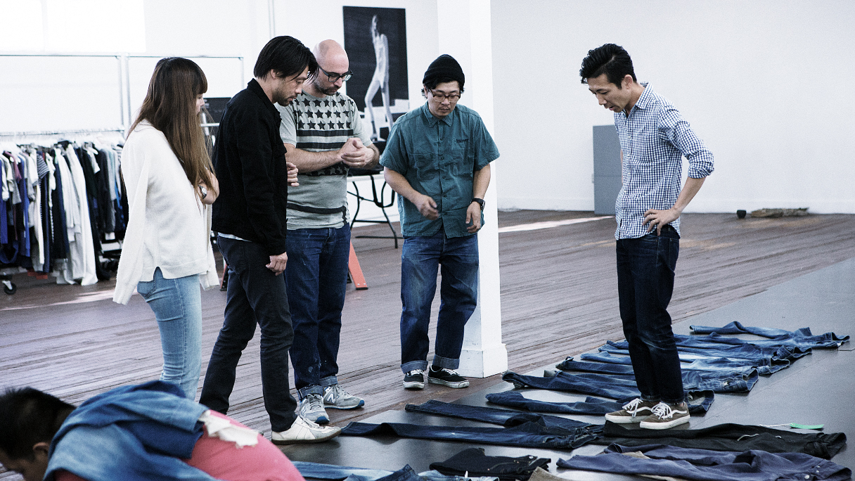 harga uniqlo jeans