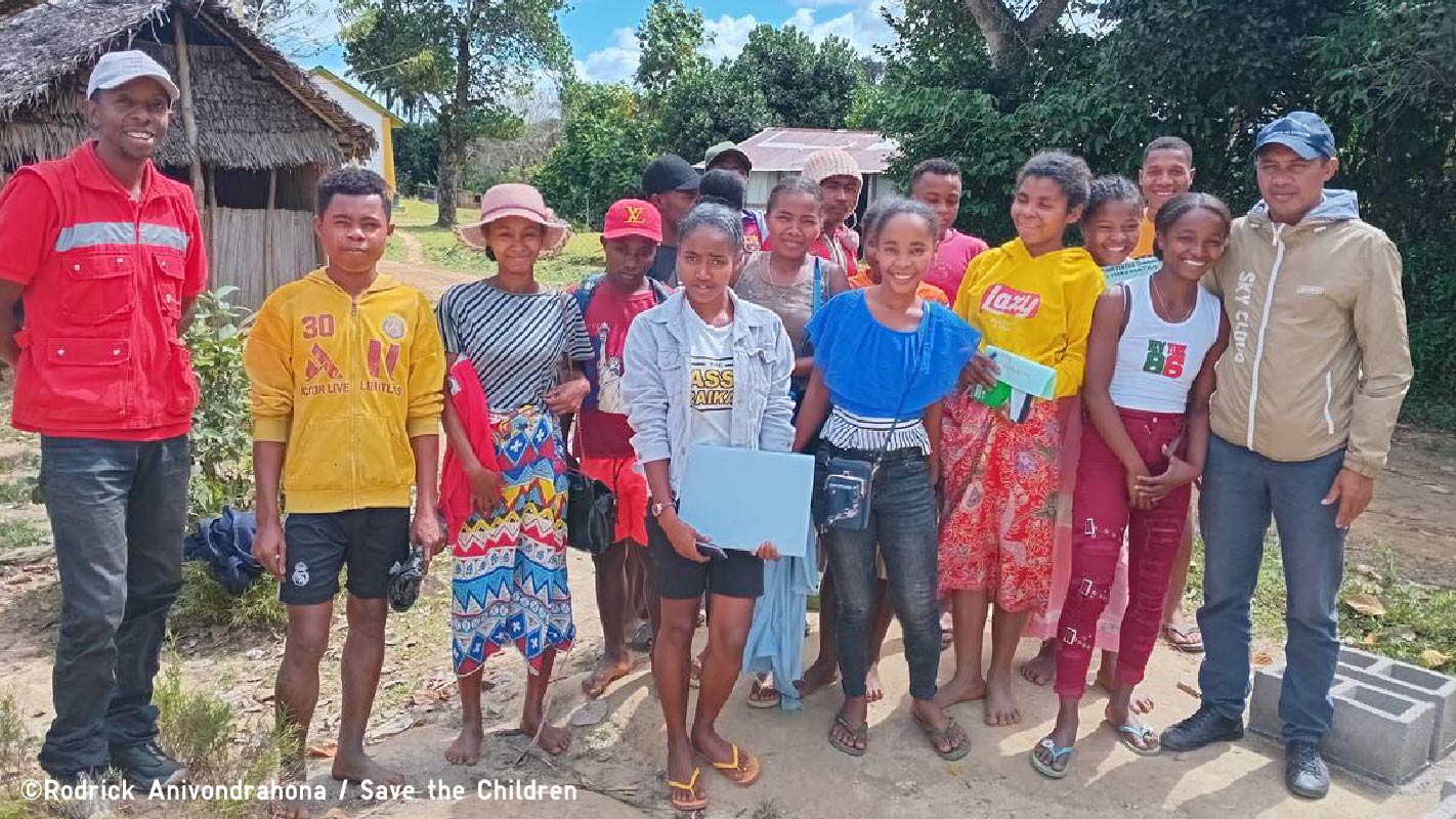 Breaking the cycle of poverty and violence. Empowering children and youth