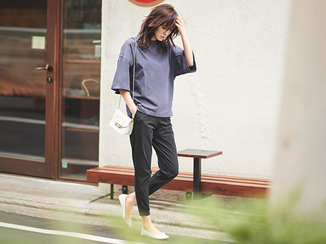 流行のアスレジャーファッション スポーツシーンだけでなく、普段使いできる高機能ウェアが揃いました。