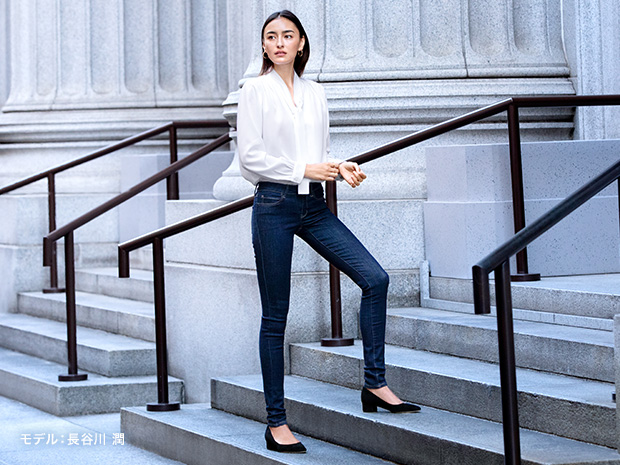 旬のペールカラーが充実 長谷川 潤が着こなす新作シャツ・ブラウス