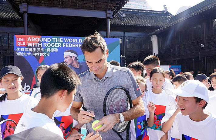 Federer returns to Shanghai—the city he loves, loves him back.