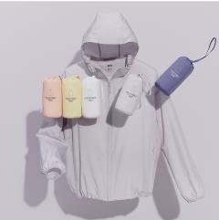 A light, portable parka that blocks up to 90% of UV rays.