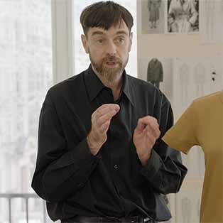 U Crew Neck T-Shirt / WOMEN