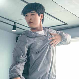 Pocketable UV Protection Parka