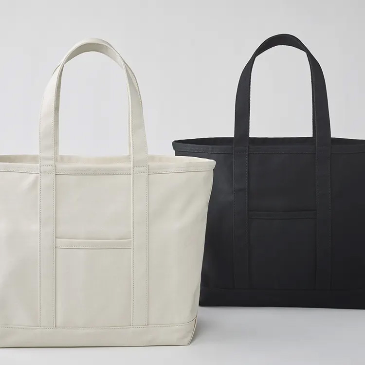 The all-purpose, self-standing tote. | UNIQLO Masterpiece | UNIQLO SE