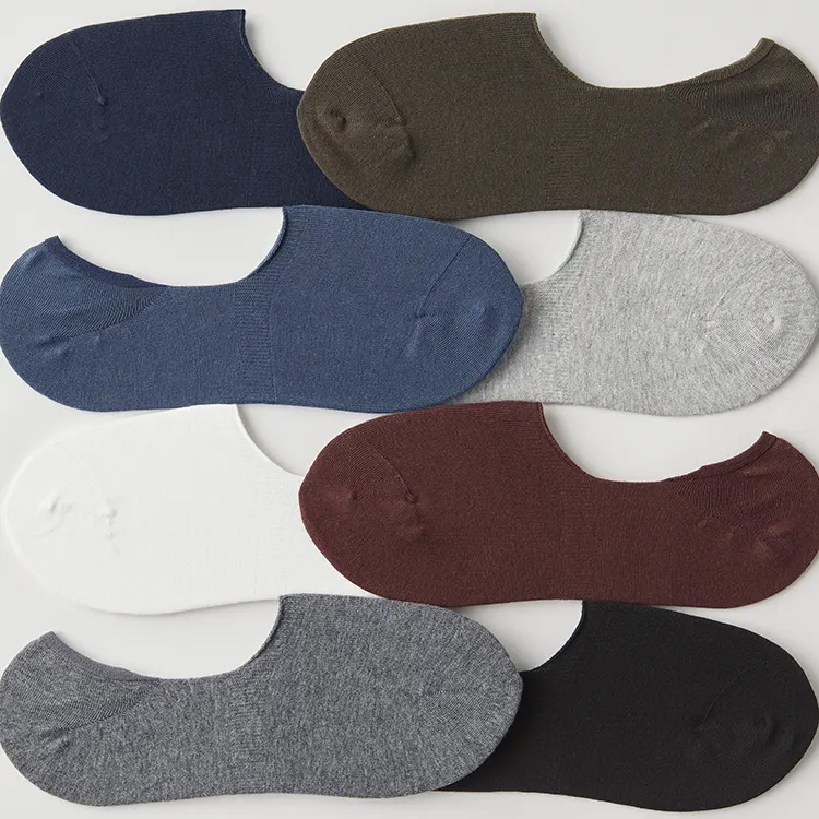 No more sock slippage. | UNIQLO Masterpiece | UNIQLO EU