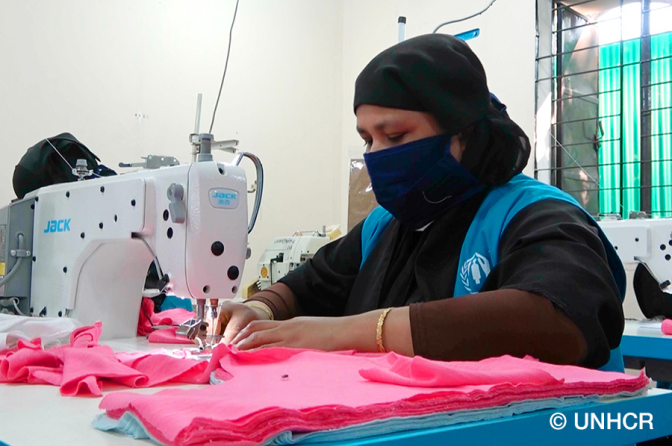 Condivisione di mezzi di sussistenza alle donne rifugiate in Bangladesh