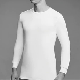 臭いの元になる雑菌の繁殖を抑制し、皮脂や汗などによる臭いの発生を抑える。