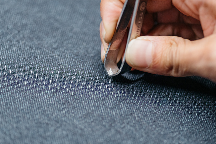 Even fluffs less than 1mm in size are detected and removed.