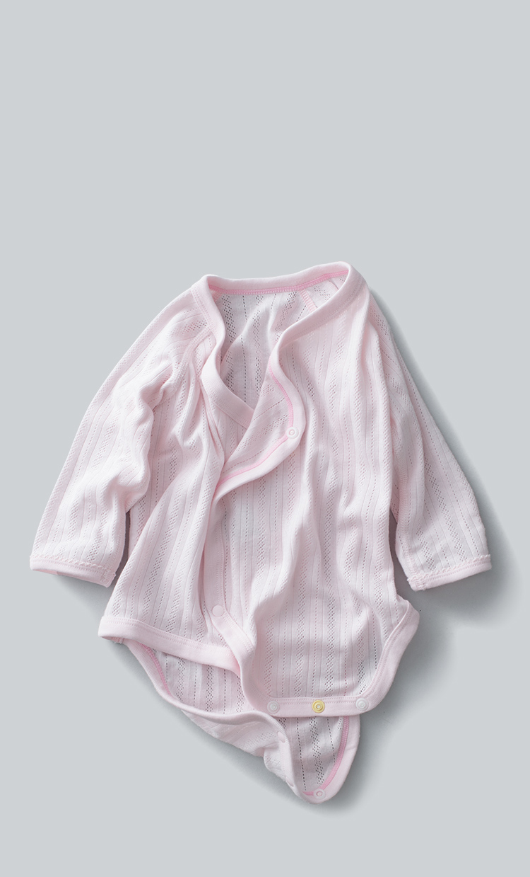 CREW NECK BODYSUIT: ALWAYS DESIGNED WITH YOUR BABY IN MIND