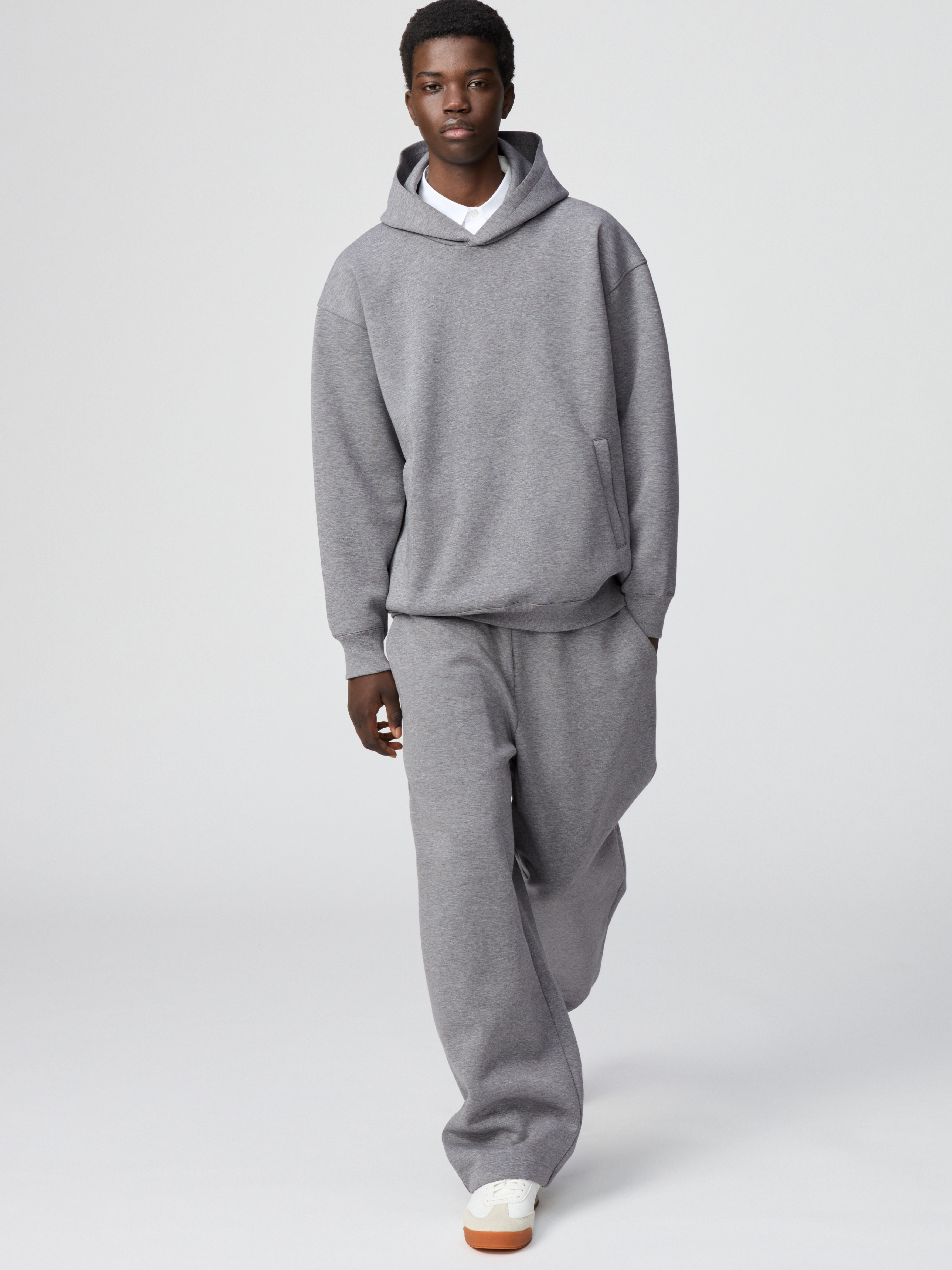 休閒寬褲(褲腳抽繩) (UNIQLO : C)