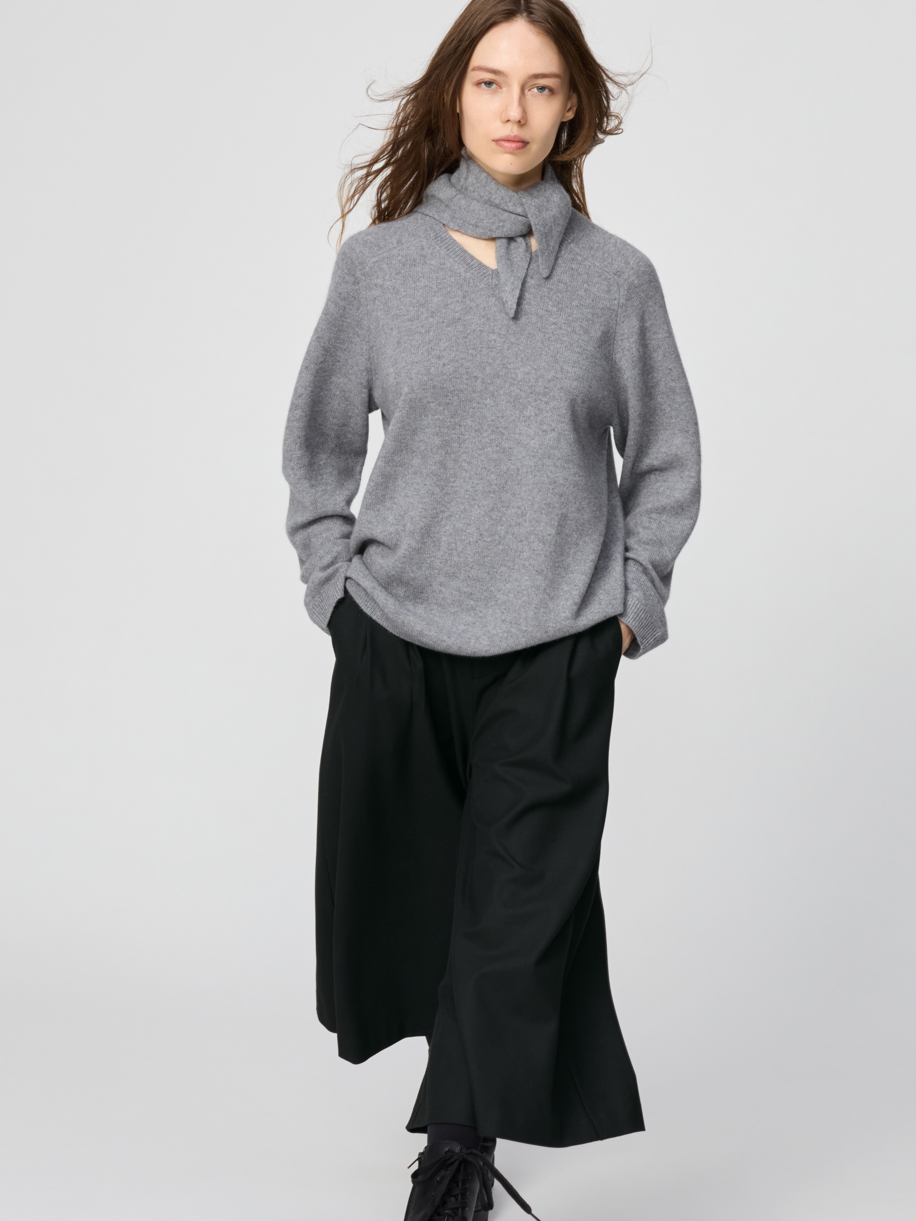 女裝 喀什米爾寬版V領毛衣(長袖)附領巾 (UNIQLO : C)