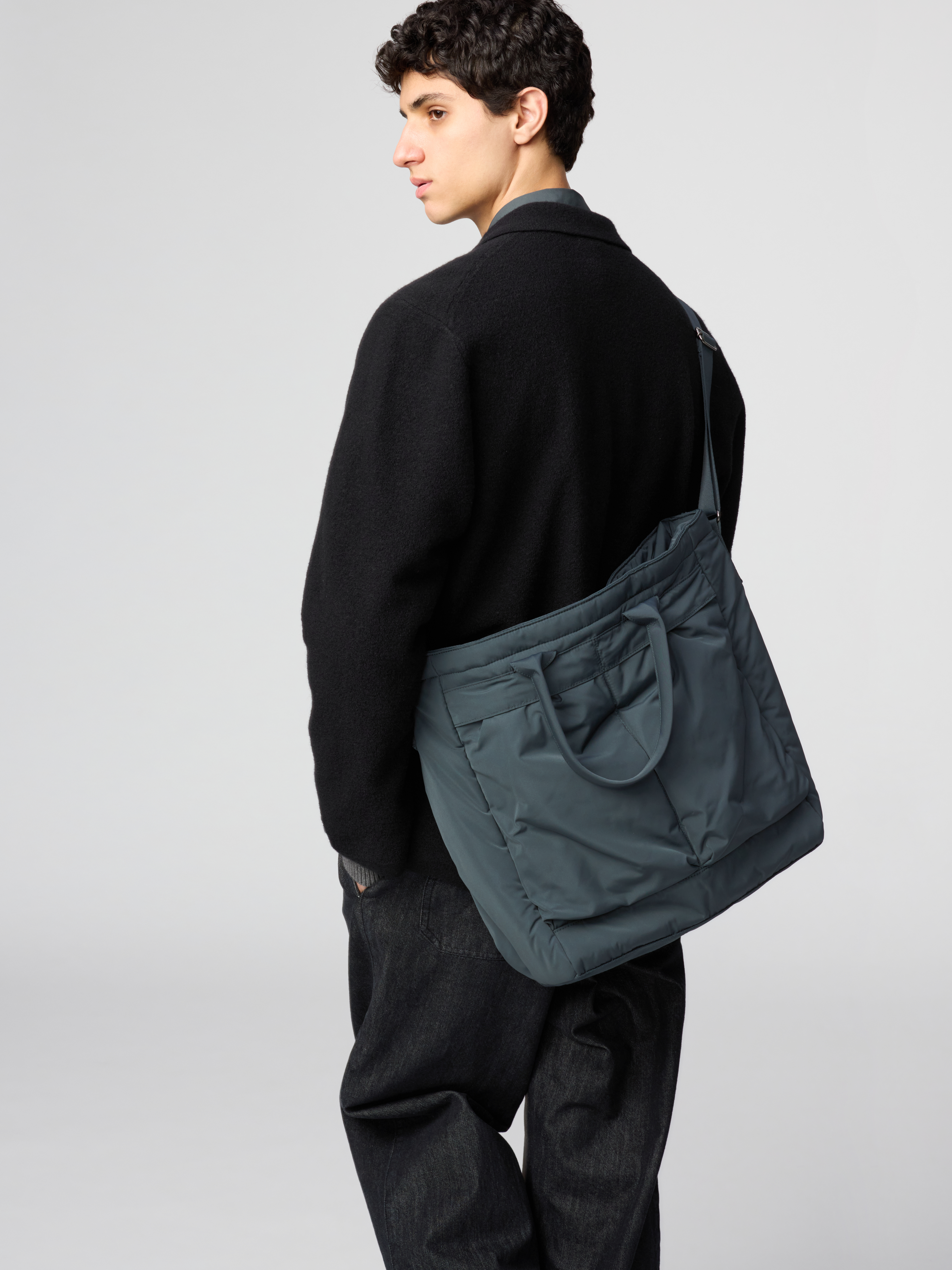 2Way萬用包 (UNIQLO : C)