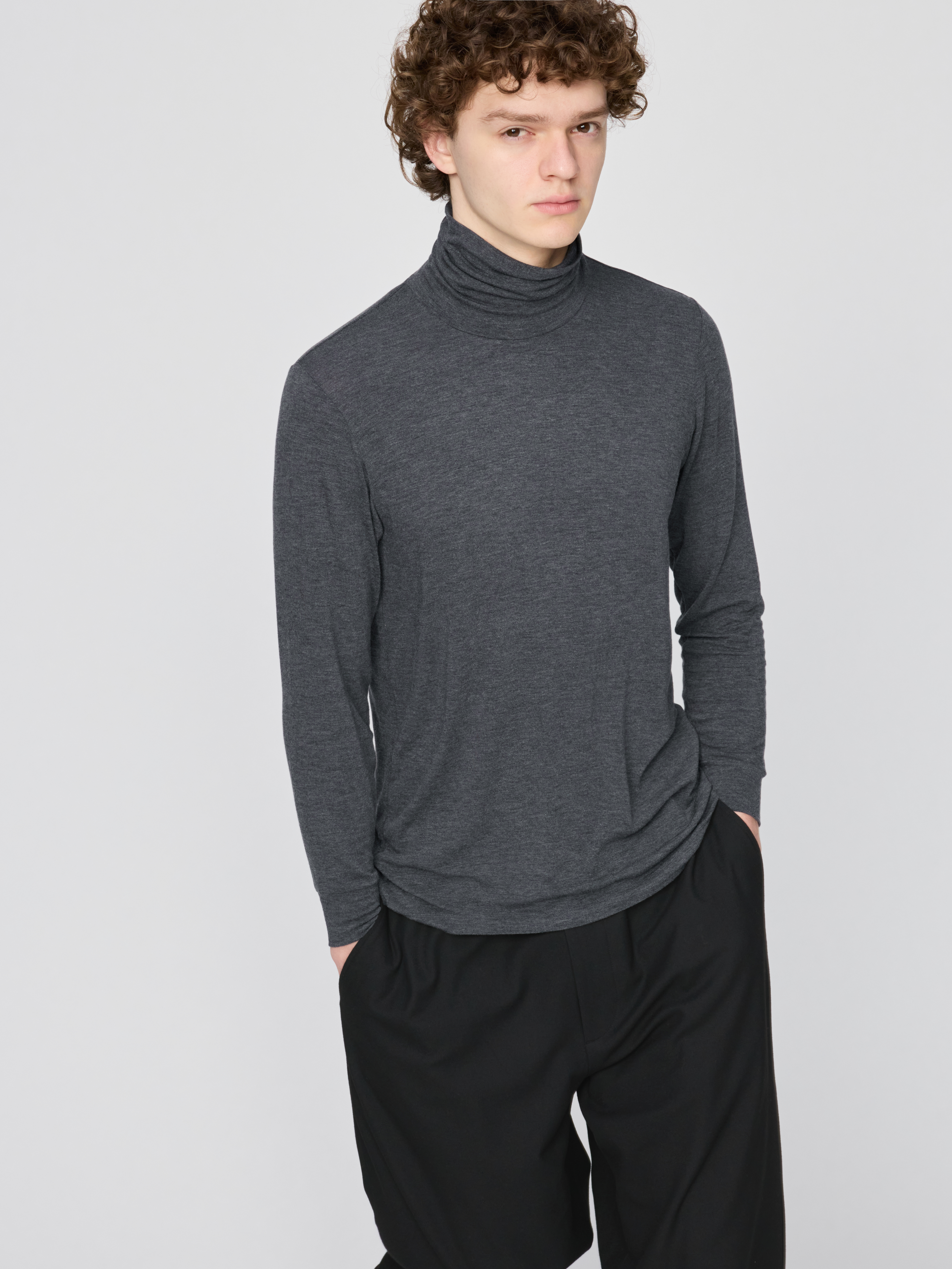 HEATTECH極暖 喀什米爾混紡高領T恤(九分袖) (UNIQLO : C)
