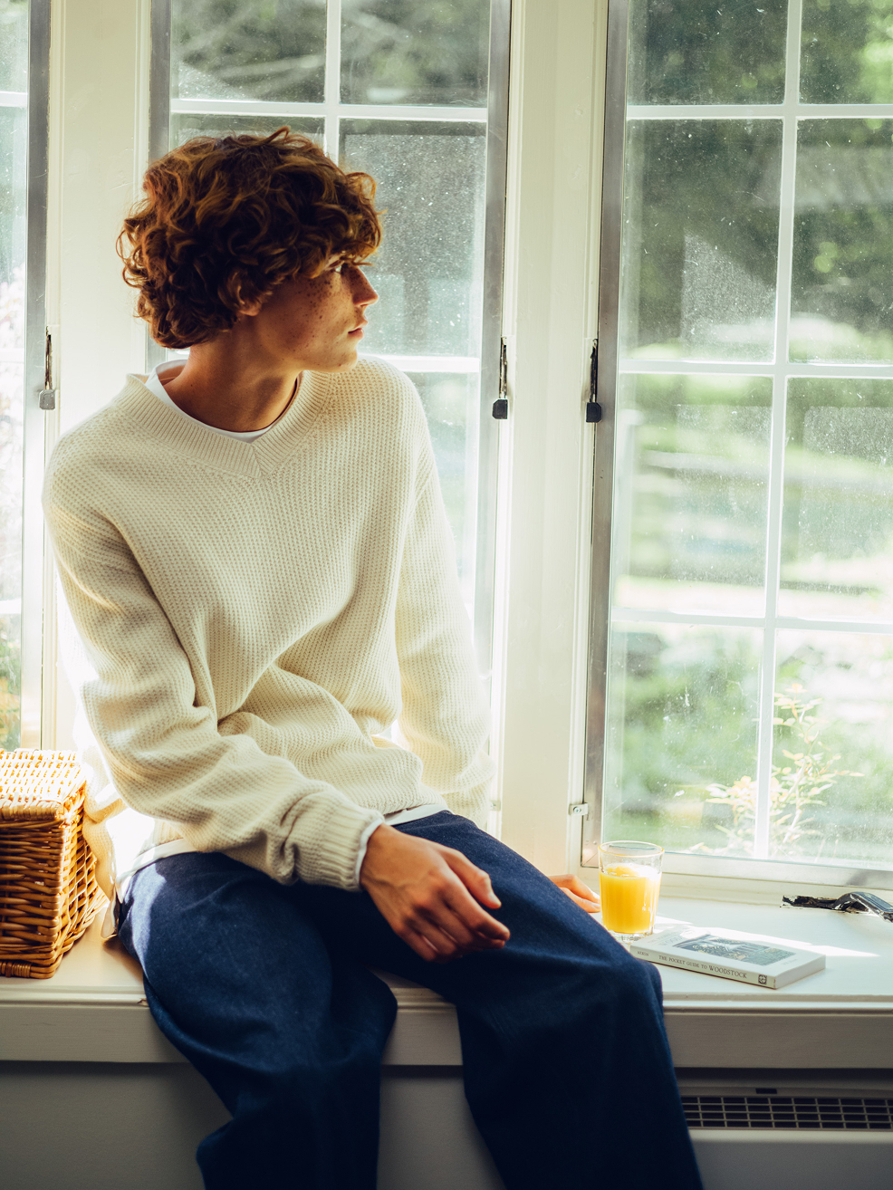 sweater style model image