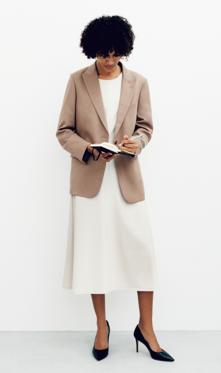 Ấn phẩm LifeWear | Phong cách công sở thanh lịch và thoải mái | UNIQLO VN