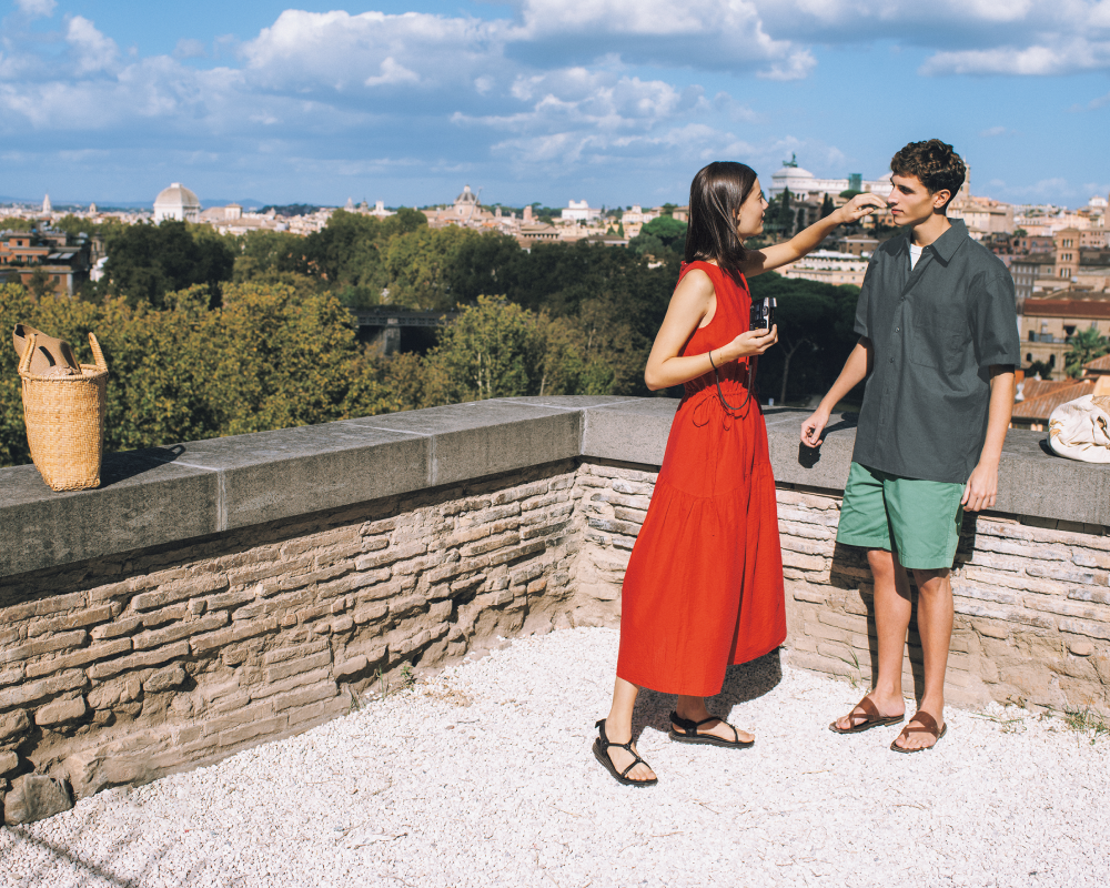 linen in roma header