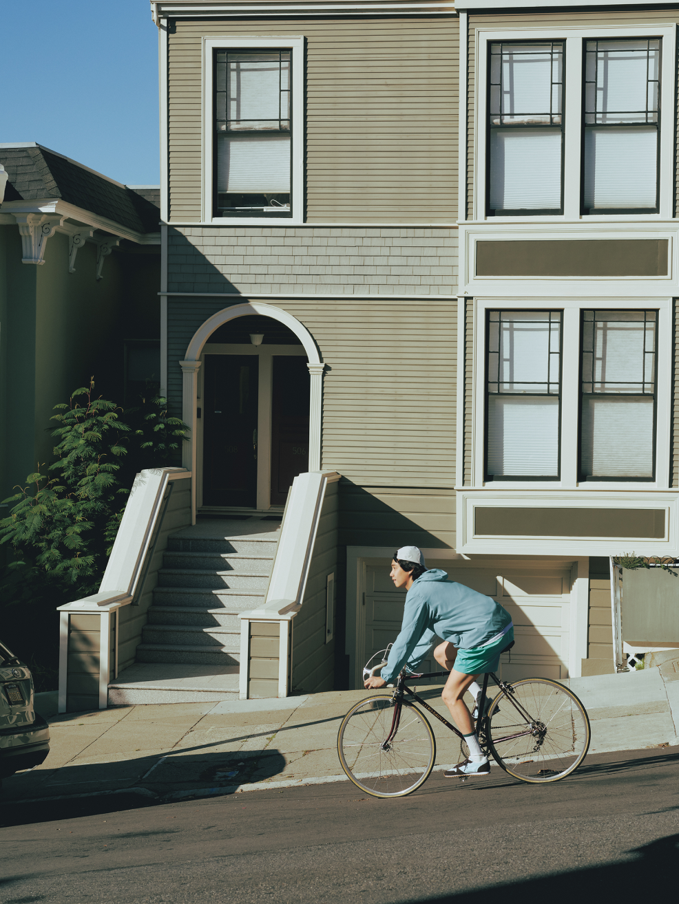 Ấn phẩm LifeWear | Trang phục thể thao đa năng nổi bật trên những con dốc ở San Fran | UNIQLO VN