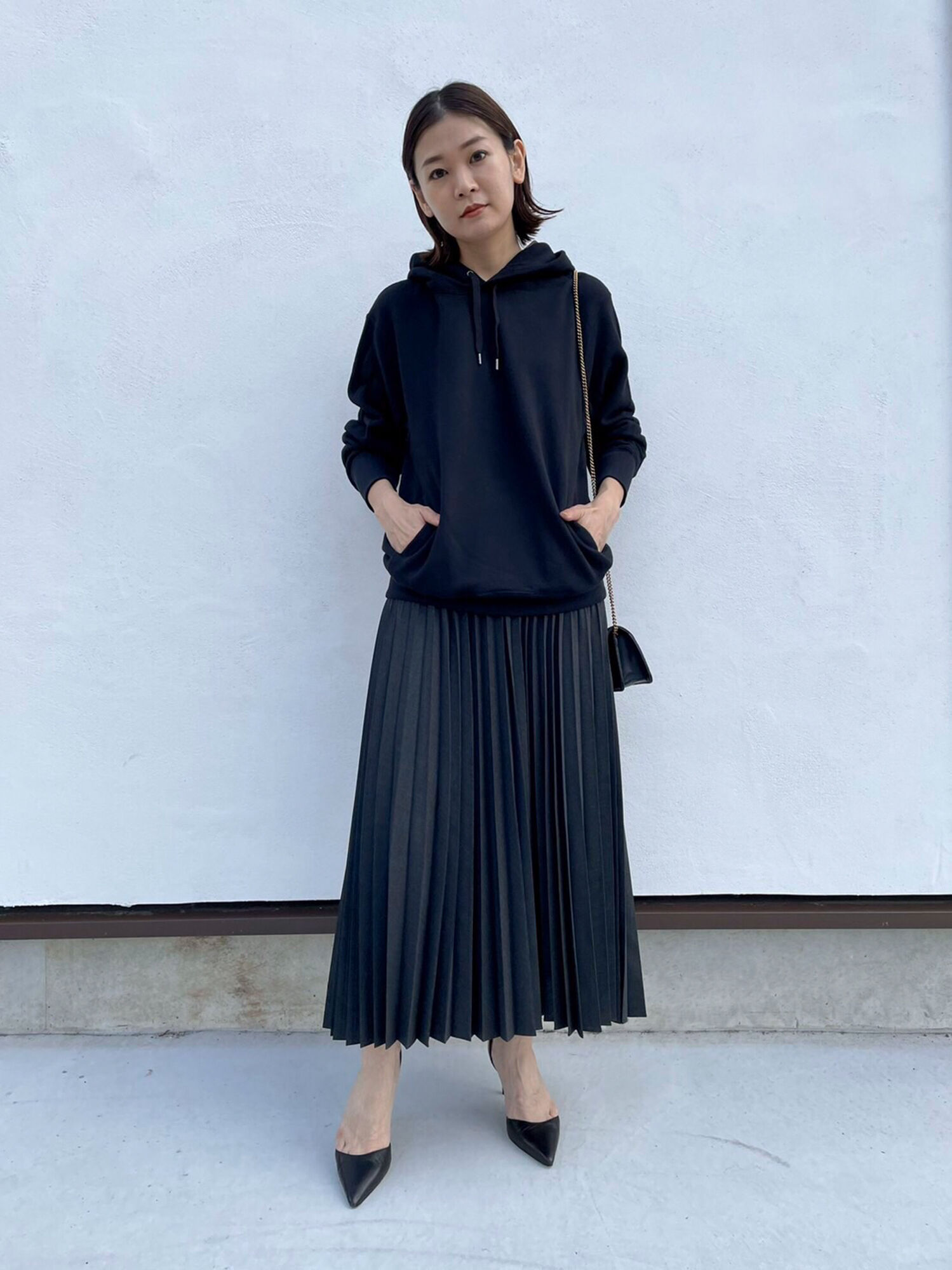 黒をどう着こなす おしゃれな人の ブラックコーデ をチェック Uniqlo Today S Pick Up