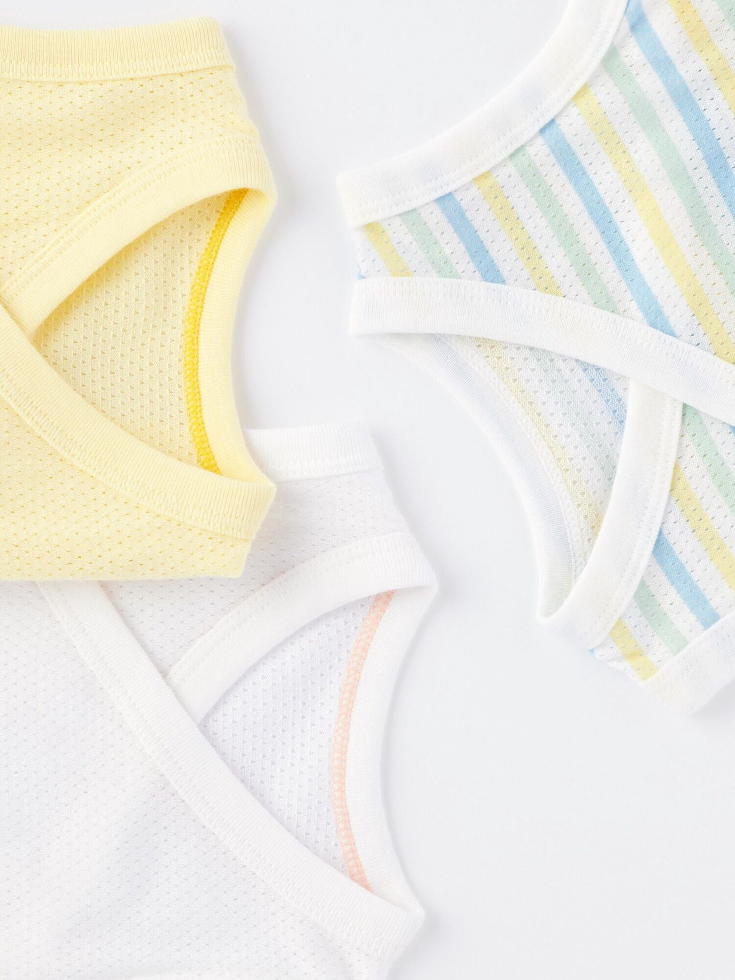 エアリズムメッシュ3枚平置き