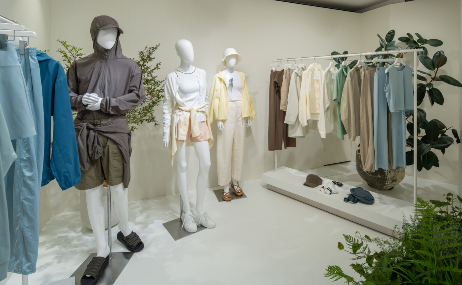 春の必需品「UVカットアイテム」