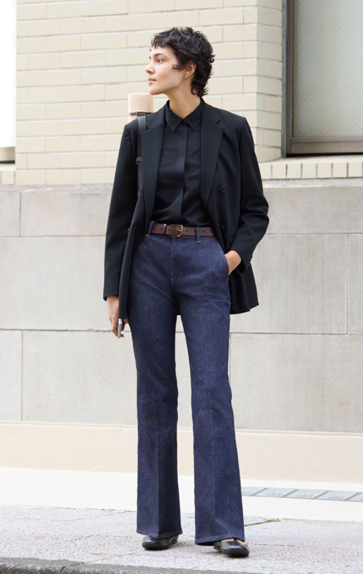 スリムフレアトラウザージーンズ