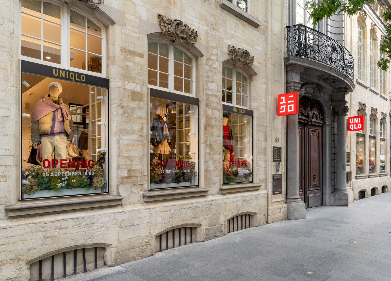 ベルギーのユニクロ新店舗の外観