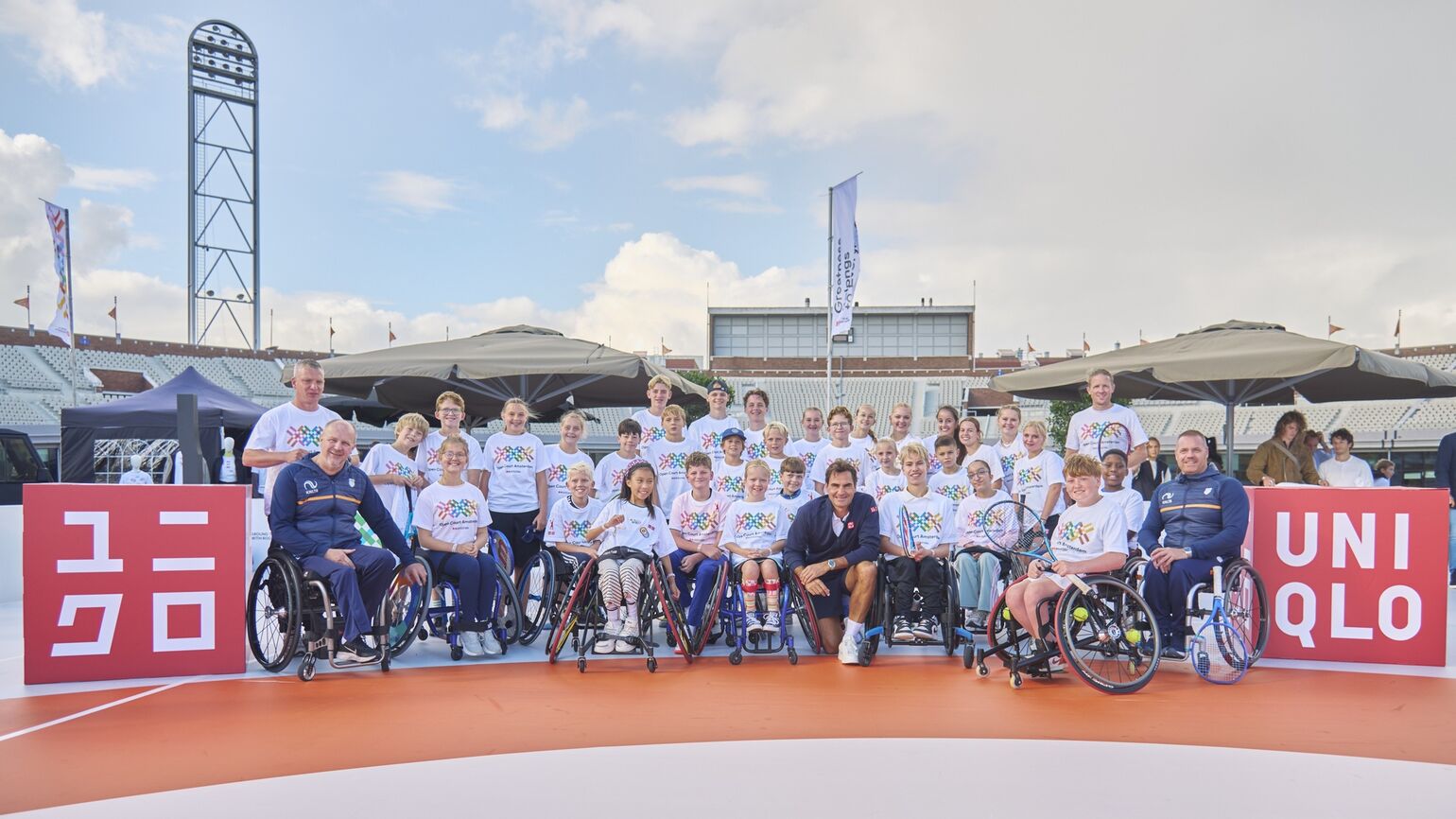 ロジャー・フェデラーとともに次世代育成プロジェクトAround the World with Roger Federerをアムステルダムで開催
