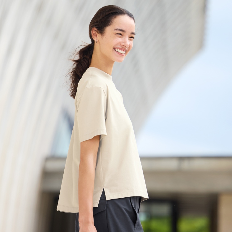 T-Shirts, Bra Tops & Sweats