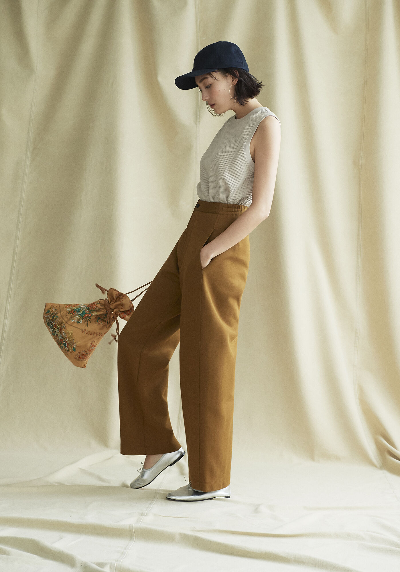 uniqlo u wide fit curved jeans