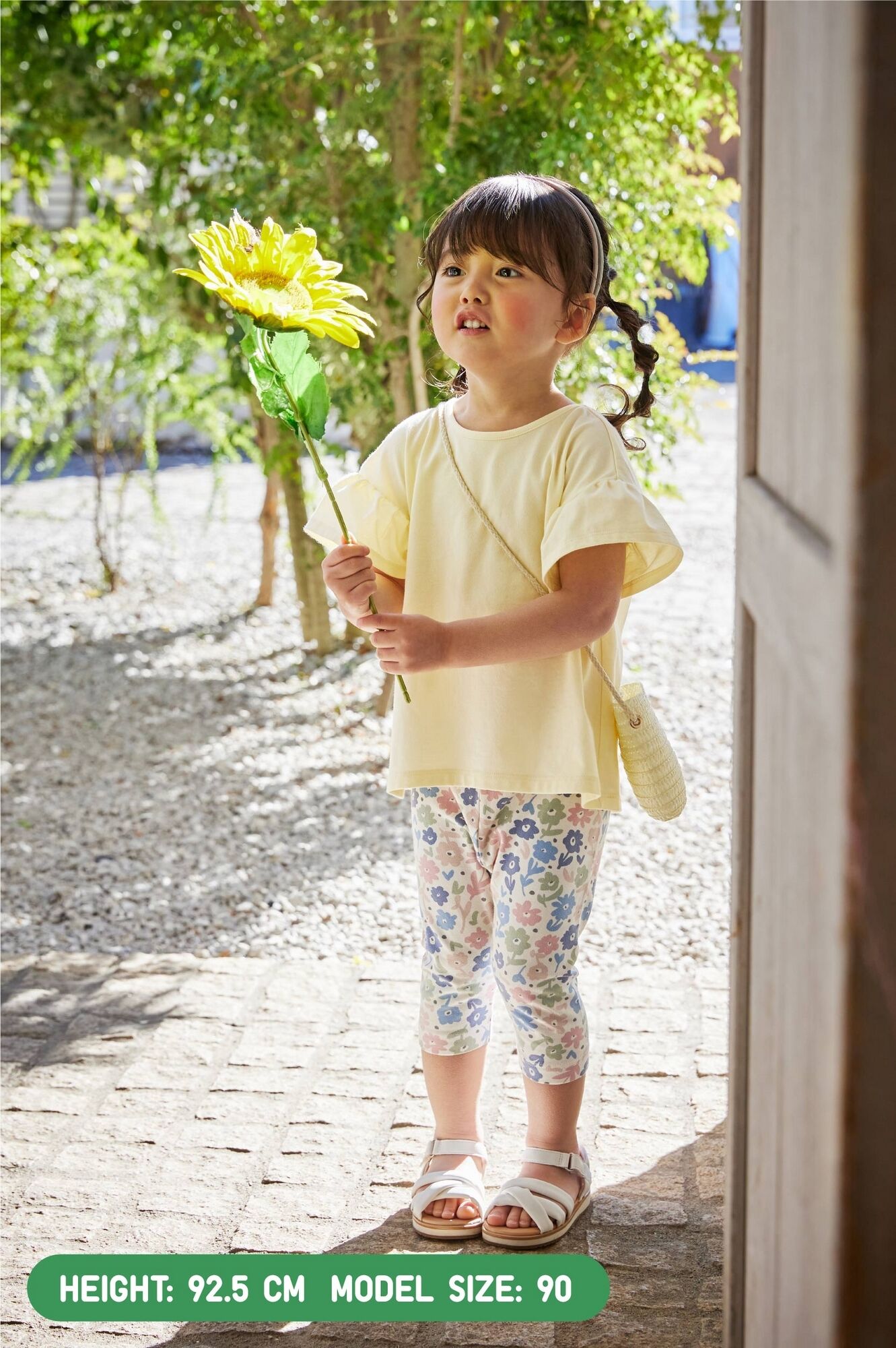 Baby Floral Cropped Leggings and AIRism Frill Sleeve Shirt