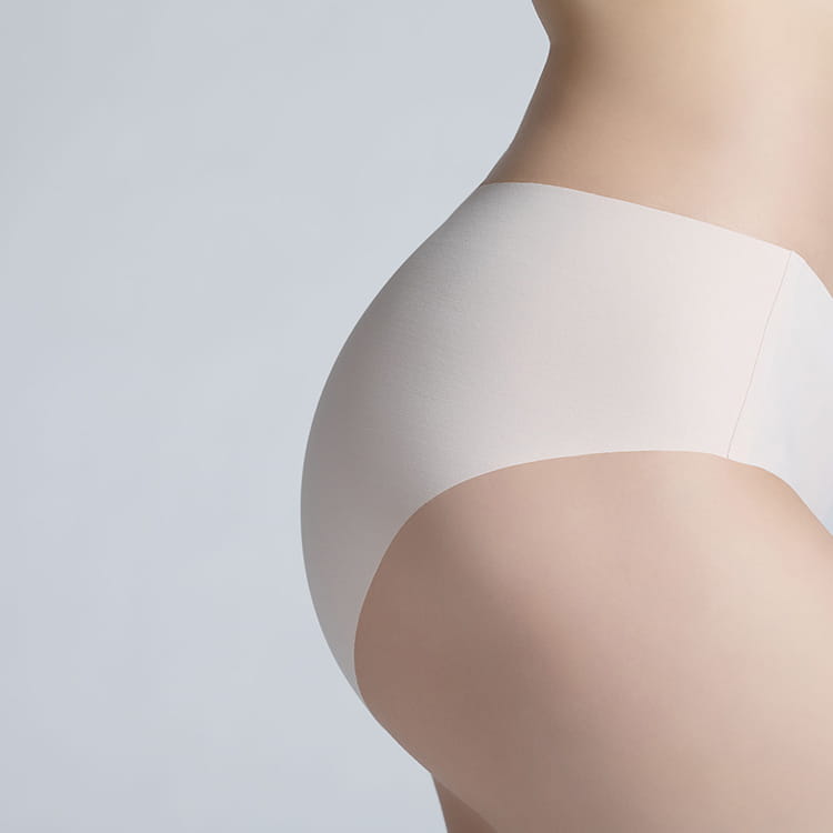 UNIQLO's Wireless Bra and Shorts  A new lineup of innerwear for