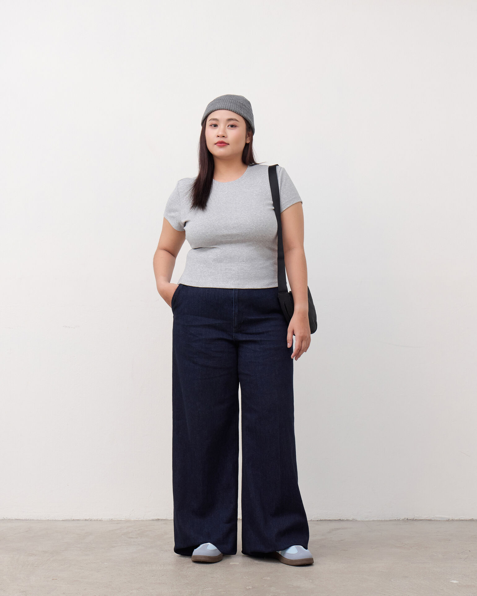 แต่งตัวไปทะเลด้วยเสื้อยืดสาวอวบ แมตช์กับกางเกงขากว้าง