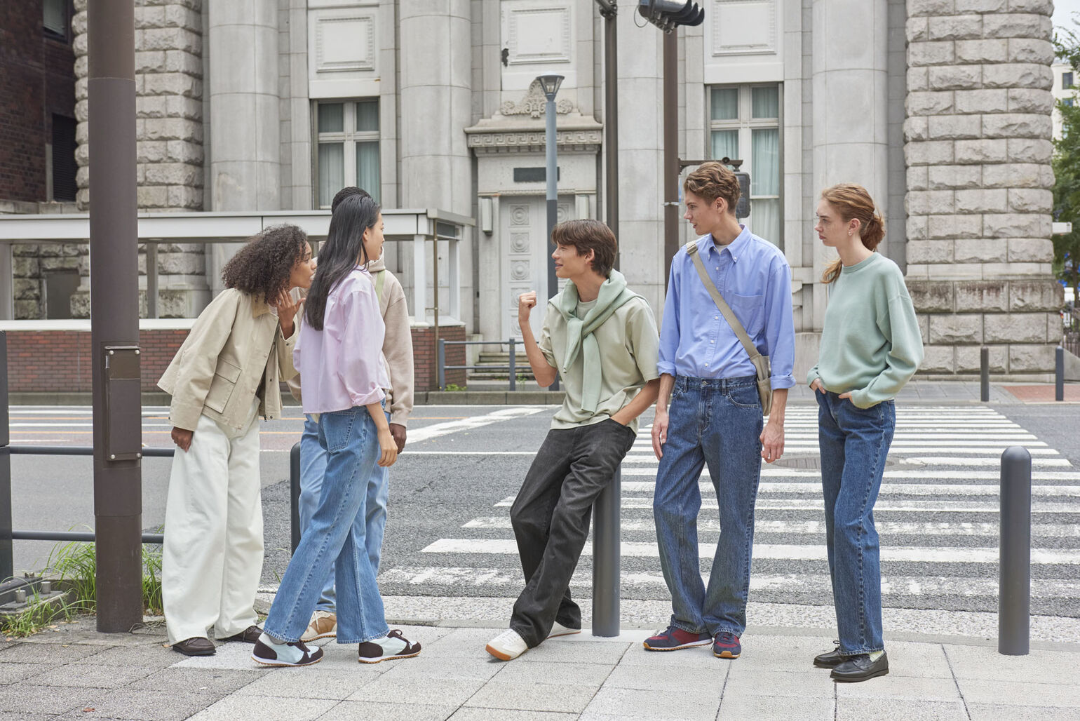 Baggy Jeans ลุค Street Fashion ใส่ได้ทุกคน 